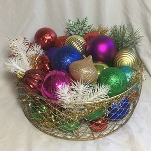 Christmas ornament basket arrangement